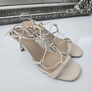 Ann Taylor KNOTTED STRAPPY SANDAL-MISSY. PEARL SHADOW. Size 8.5. New.